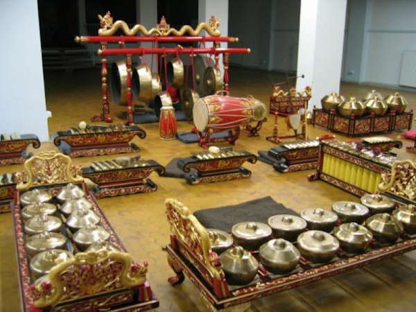  Gamelan  Yogya GudegNet