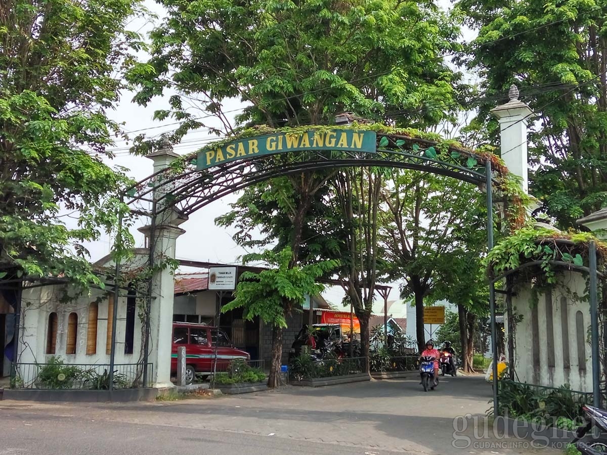 Pasar Giwangan Yogyakarta