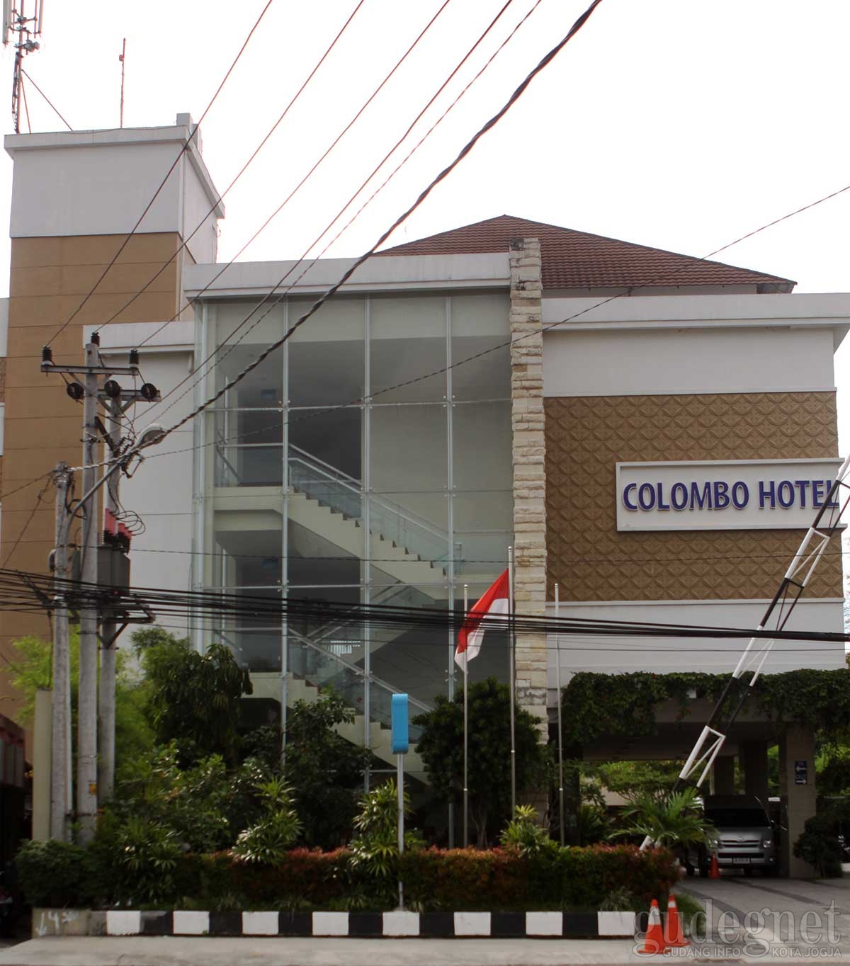 Quin Colombo Hotel