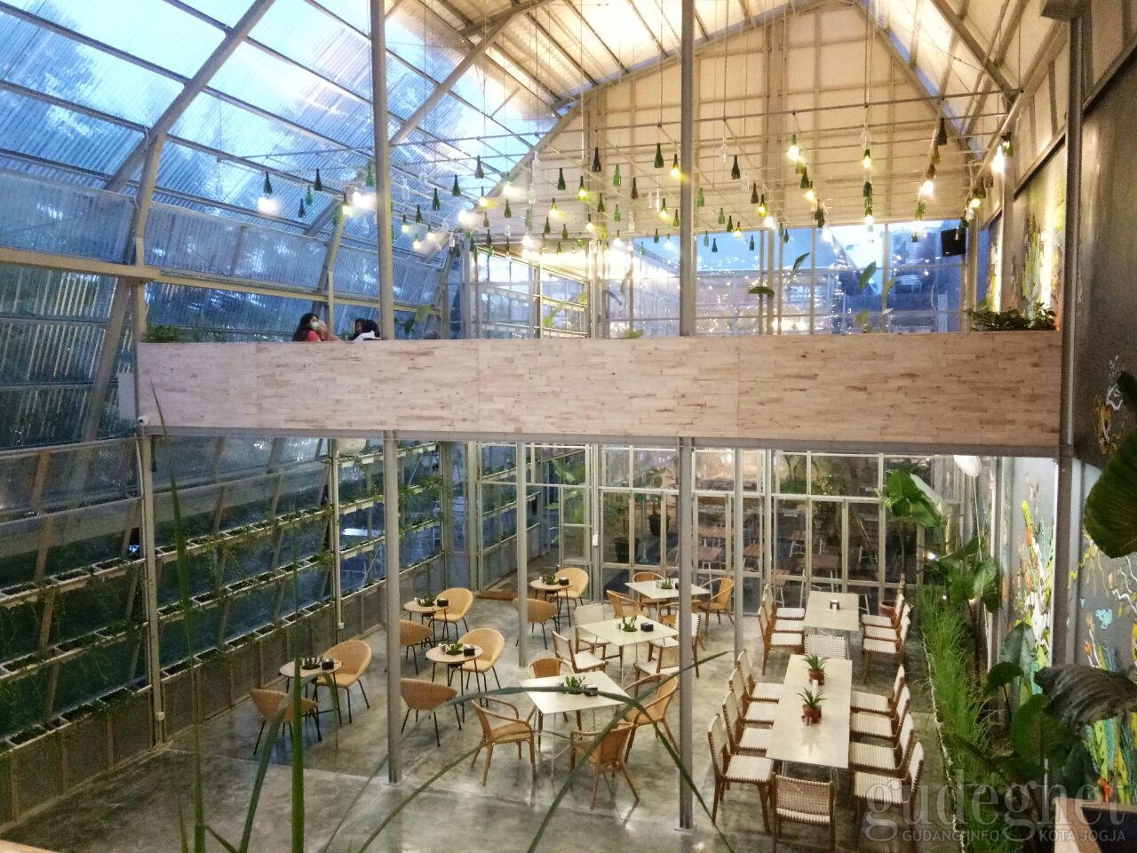 Mezzanine Eatery & Coffee