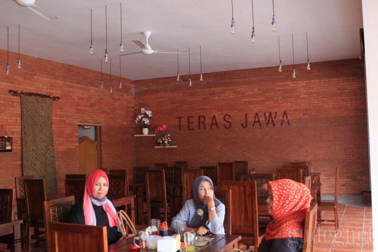 Teras Jawa Resto