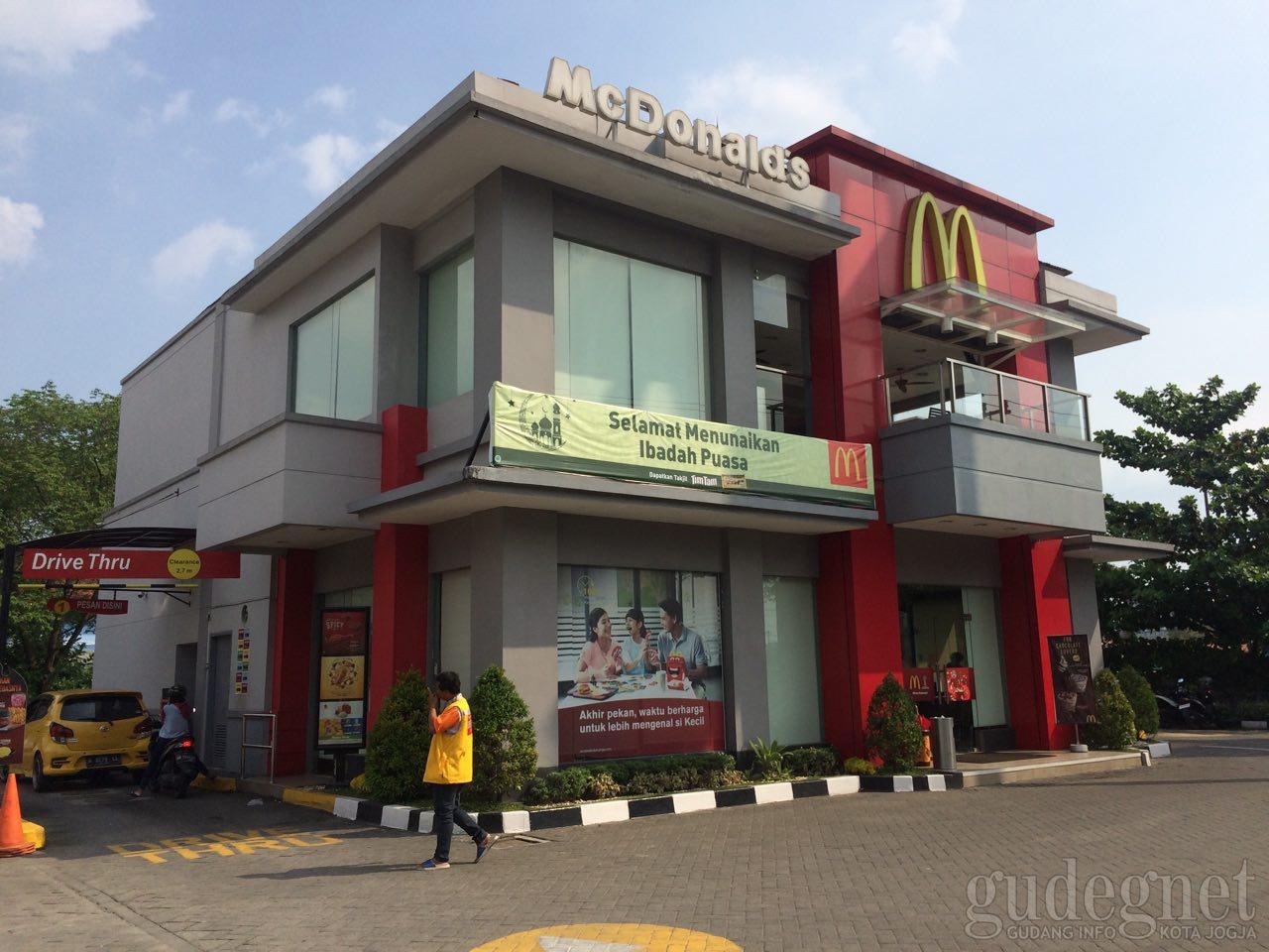 Alamat Rumah Saya Di Jalan Sudirman Nomor 2