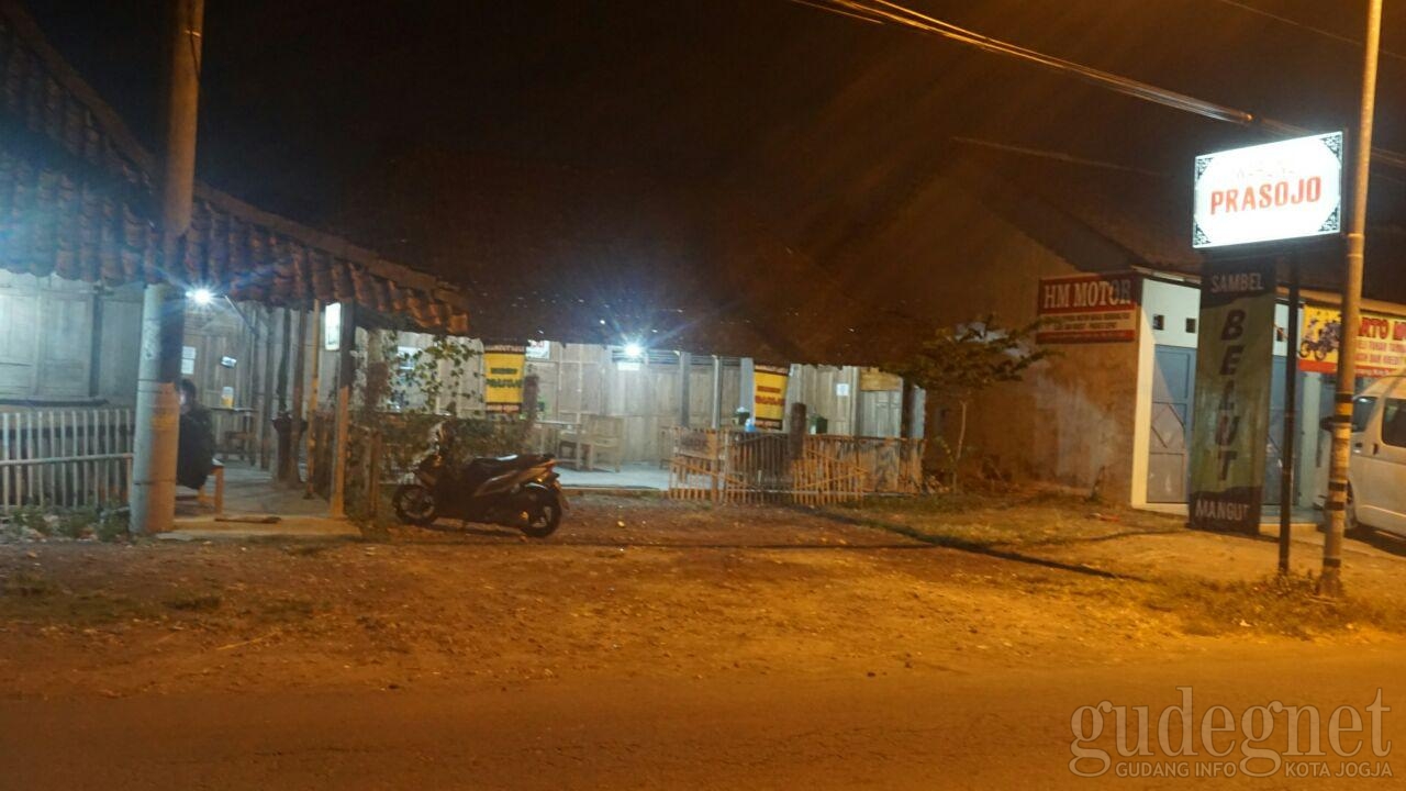 Warung Prasojo Mangut Lele
