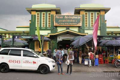 Pasar Beringharjo Yogyakarta