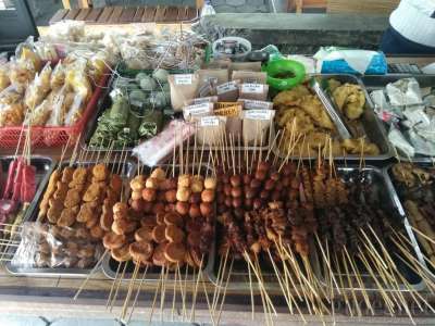 Angkringan Tepi Barat