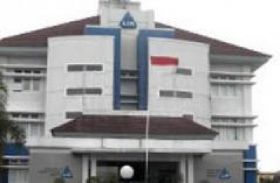 Sekolah Tinggi Bahasa Asing LIA