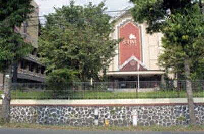 Sekolah Tinggi Ilmu Manajemen YKPN