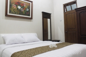 Executive Room Griya Yunika (Merapi Room)