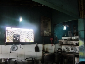 Bagian lain warung Bakmi Jombor