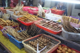 Pilihan Lauk Bervariasi