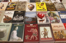 Koleksi buku