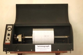 Seismograph