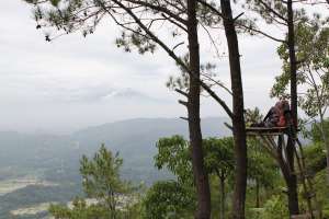 Berdua bersama sahabat di Puncak Becici 