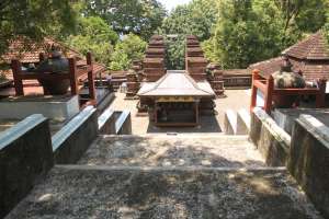 Makam Imogiri selain sebagai cagar budaya juga digunakan sebagai tempat ziarah 