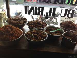 jenis masakan gudeg Hj.Rini