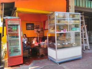 outlet depan