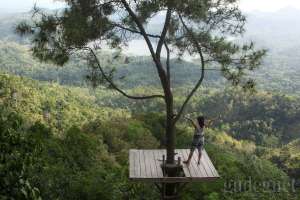 salah satu spot foto di wisata Kalibiru