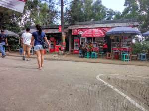 suasana warung yang ada di Kalibiru