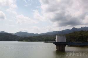 Salah satu sudut Waduk Sermo