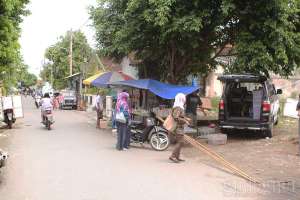 Suasana pasar Kluwih Ngadikusuman Yogyakarta