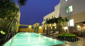Pool_Malioboro Ibis