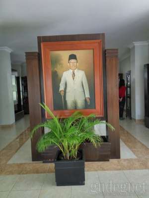 salah satu koleksi di Museum Pendidikan