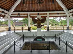 Lubang tempat ditemukan jenazah pahlawan 