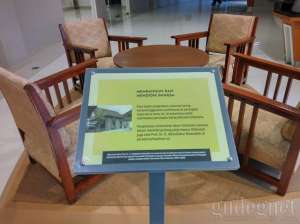 Koleksi di museum UII