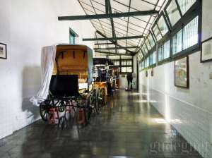 Suasana di dalam  Museum Kareta Kraton Yogyakarta