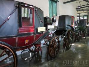 Koleksi kareta di  Museum Kareta Kraton Yogyakarta