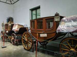 Kareta kencana koleksi Kraton Yogyakarta sebagian besar masih digunakan untuk acara Kraton.