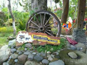 Kampung Flory Jogja