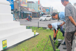 Keluarga Pelaku Penabrak Siap Tanggung Jawab Keluarga Pelaku Penabrak Siap Tanggung Jawab