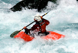 Nekat, 6 Kayakers Arungi Sungai Sun Kosi Sejauh 280 Km Nekat, 6 Kayakers Arungi Sungai Sun Kosi Sejauh 280 Km
