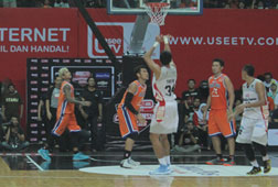 Aspac Tumbangkan Pelita Jaya Aspac Tumbangkan Pelita Jaya