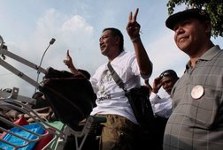 Harry Van Jogja Mbecak Sampai Jakarta Harry Van Jogja Mbecak Sampai Jakarta