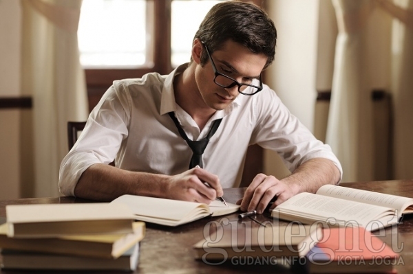 Tips Jual Diri lewat Selfie Writing