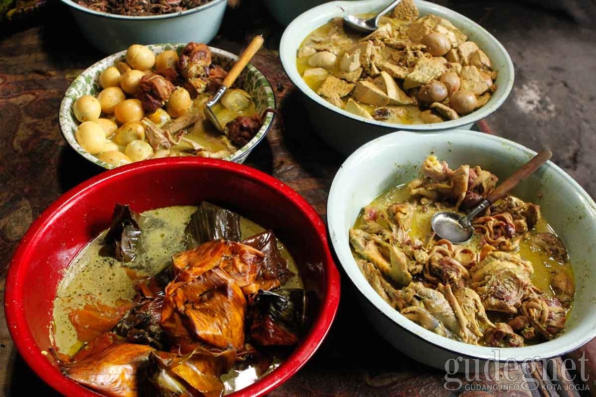 Setuju! Kalau 17 Wisata Kuliner Ini Statusnya Wajib Kunjung Pas Long Weekend di Jogja