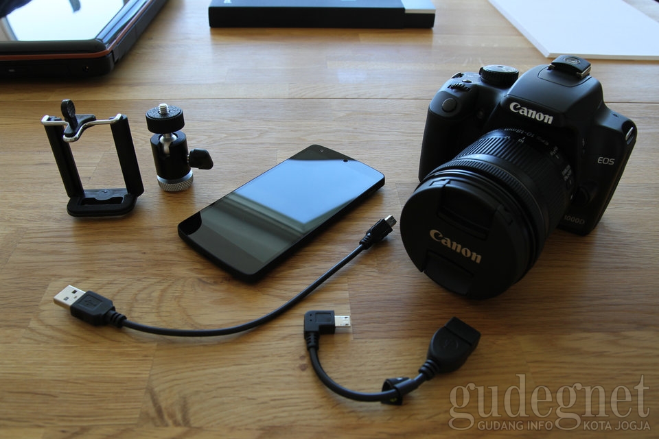 Tips Mindah Foto Kerenmu dari DSLR ke Smartphone