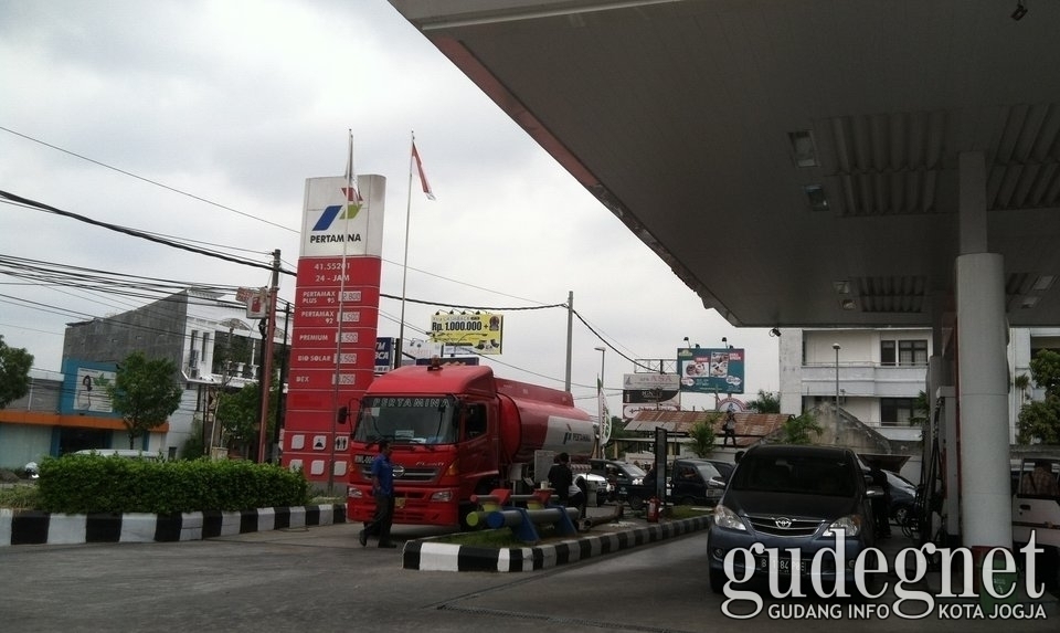 Premium Mulai Langka di Yogyakarta, Benar Bakal Dihapus?