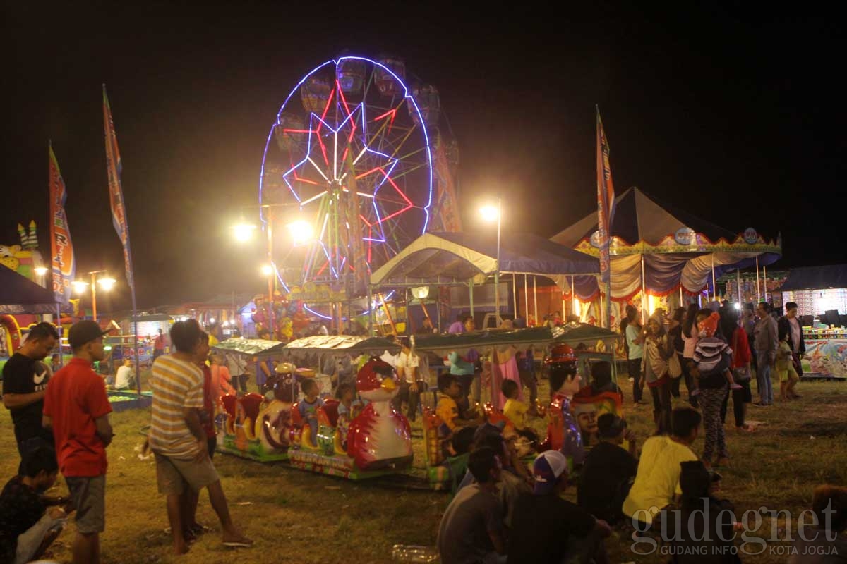 Pasar Malam Berkah Ria Ramaikan Libur Idul Adha 1437 H