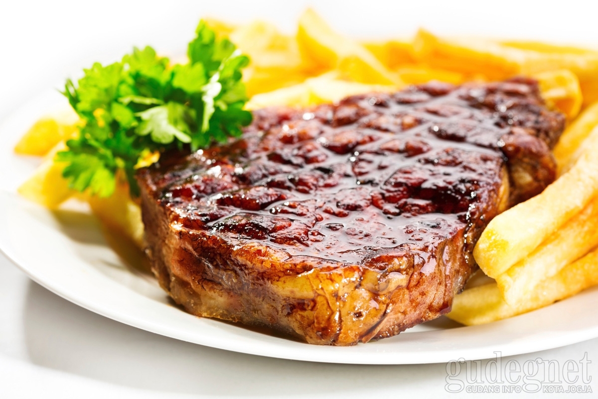Makanan dan Minuman Ini Jika Dikonsumsi Bersama Efeknya Bahaya Lho
