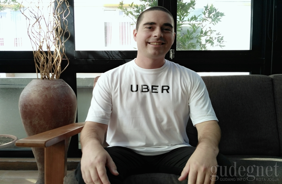 Petinggi UBER Indonesia ini Pernah Tinggal di Pati