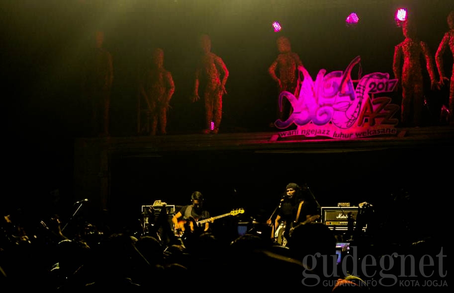Gugun Blues Shelter Puncaki Ngayogjazz 2017