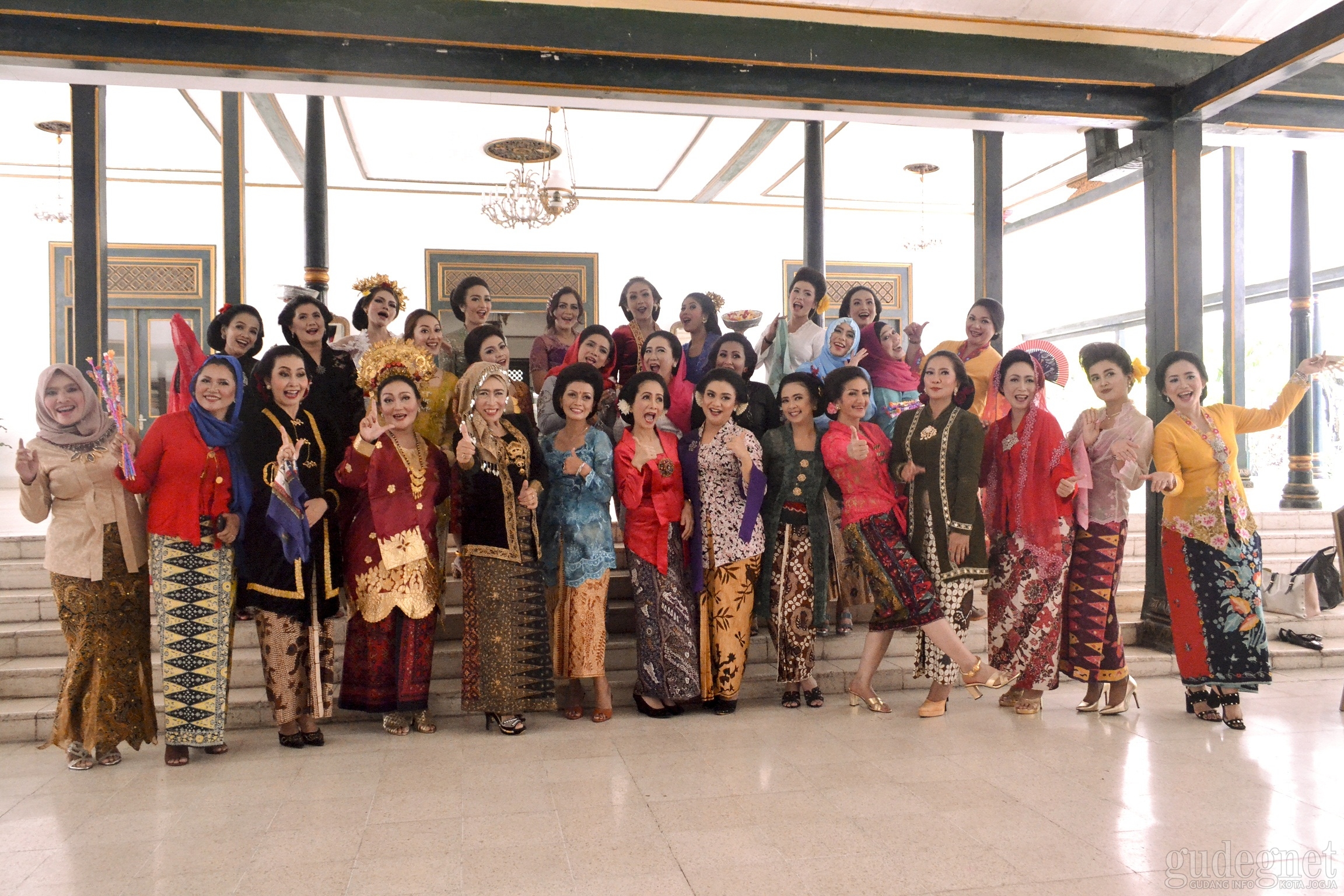 Nafas Budaya Kental di Peringatan Hari Kartini Royal Ambarrukmo