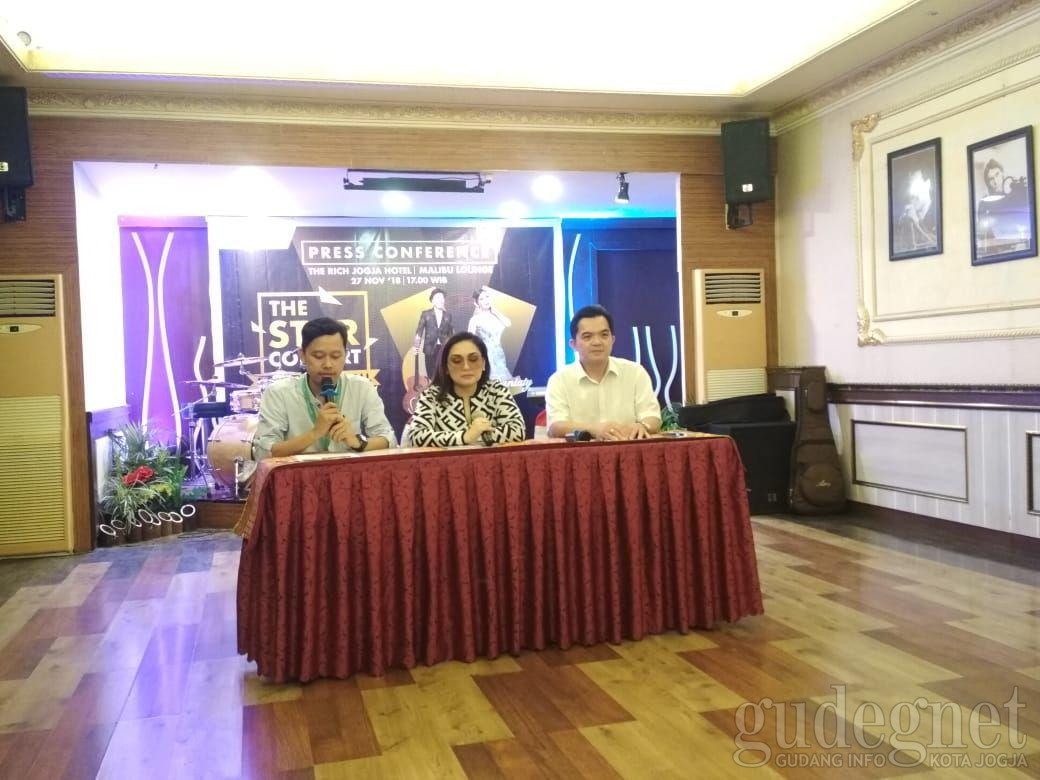 Soft Opening Sleman City Hall Bertabur Bintang