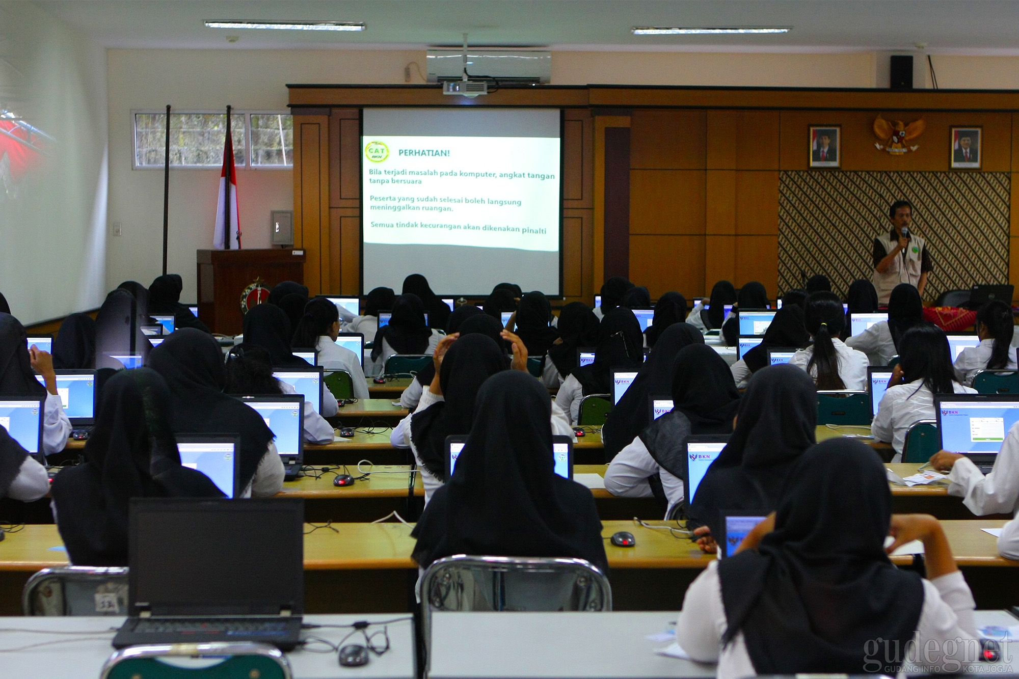 1264 Peserta Ikuti Tes SKB CPNS Pemkab Sleman di BKD DIY