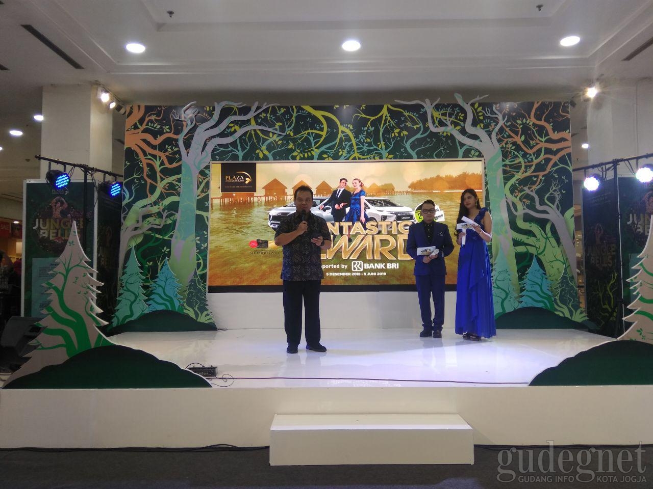 Warga Kota Jogja Menangkan XPander di Funtastic Reward I Plaza Ambarrukmo