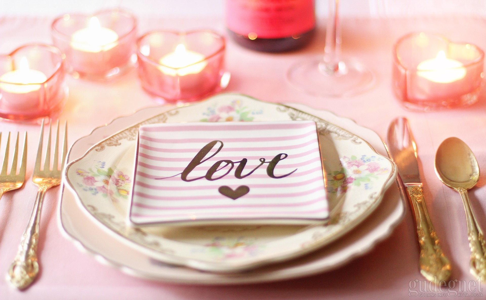 10 Hotel Jogja Ini Punya Promo Dinner Romantis Valentine
