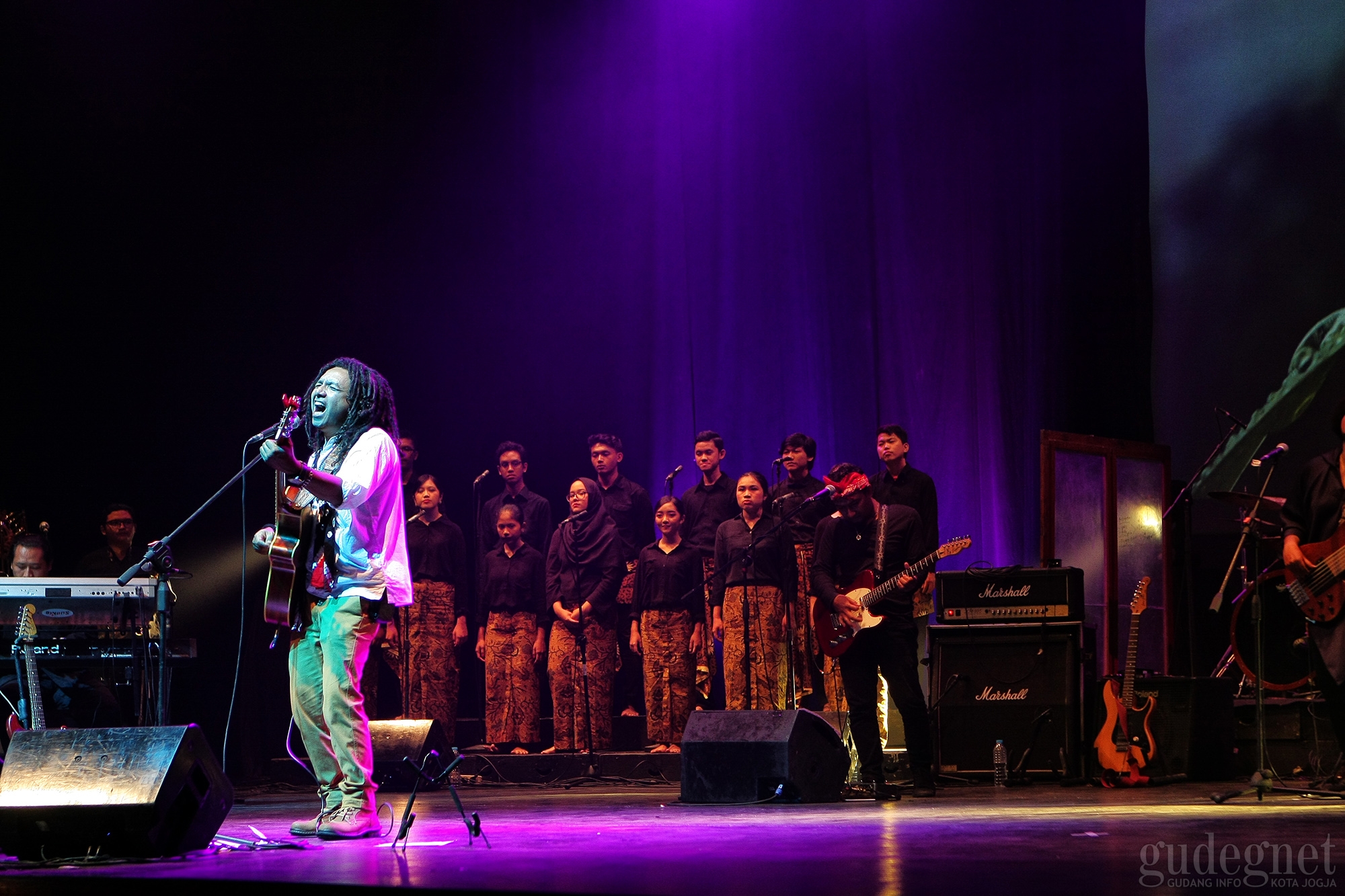 Celeng Dhegleng, Konser Keprihatinan 'Encik' Sri Krishna atas Indonesia